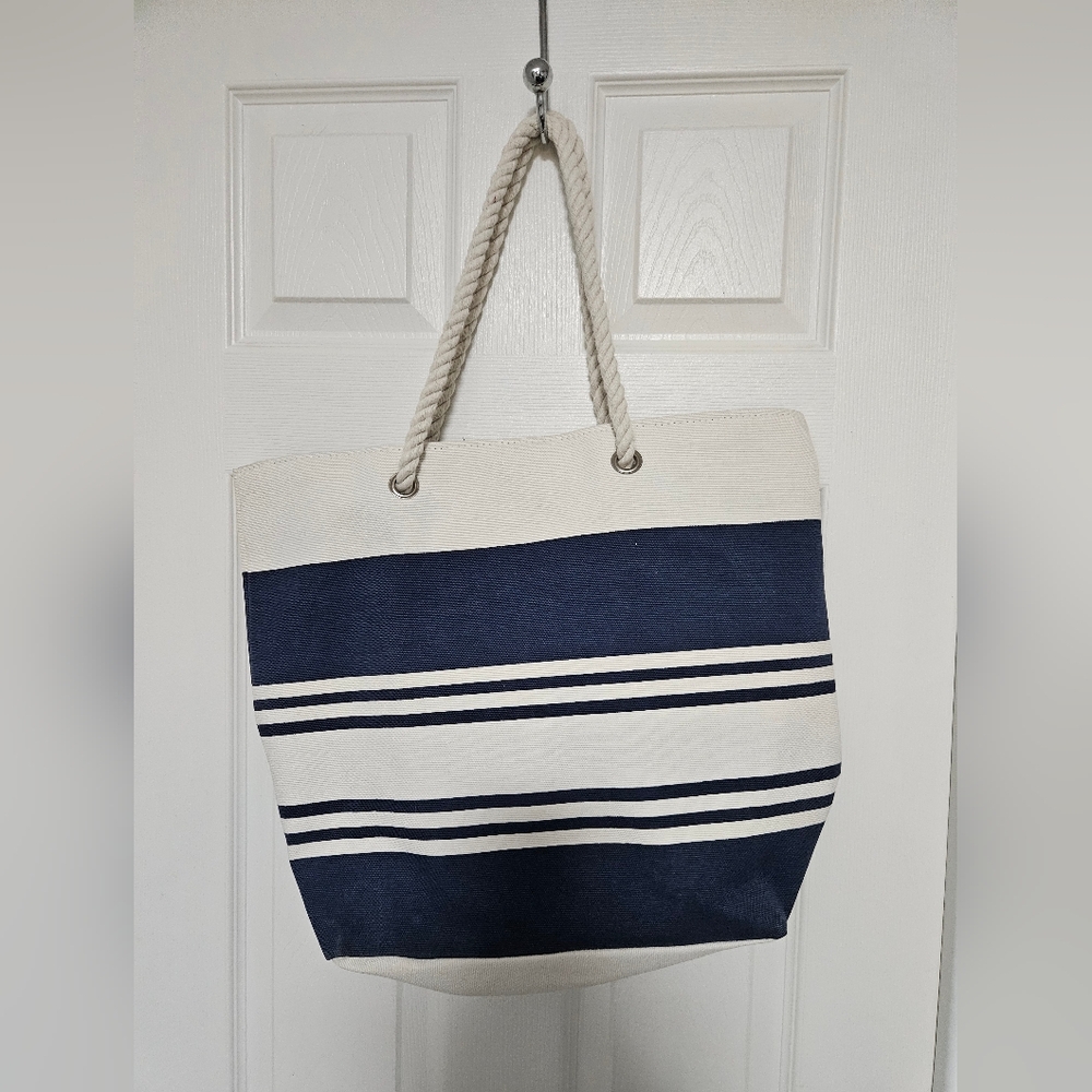 🥳 Beach Bag